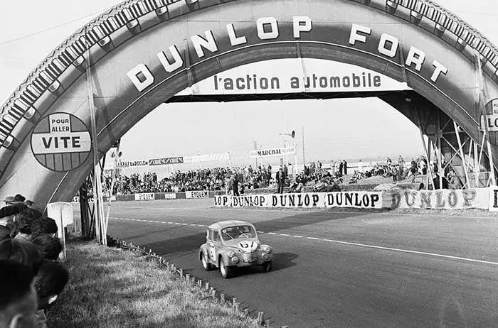 renault_Le_Mans_Classic