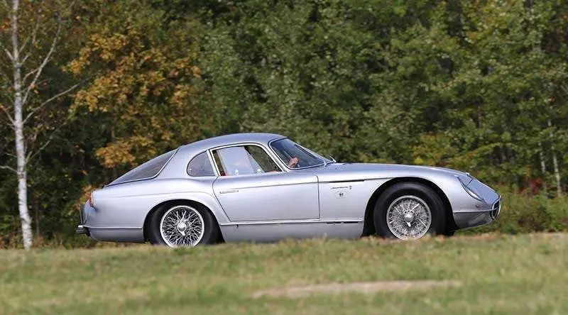 alfa romeo_2000 sportiva_1