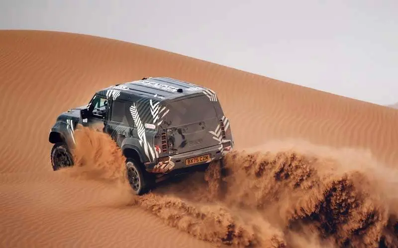 DEFENDER_RALLY_1