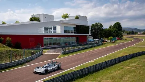 Ferrari_LMH