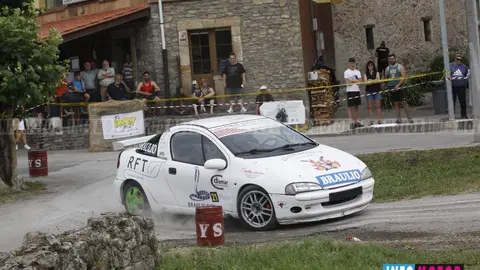 225 copia