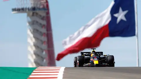 CIRCUIT OF THE AMERICAS, UNITED STATES OF AMERICA - OCTOBER 20: Max Verstappen, Red Bull Racing RB19 during the United States GP at Circuit of the Americas on Friday October 20, 2023 in Austin, United States of America. (Photo by Zak Mauger / LAT Images)
