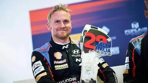 2023 FIA World Rally Championship Round 6,

Rally d'Italia Sardegna 2023, 1-4 June 2023



Esapekka Lappi, Podium during Day 3 of Rally Italia Sardegna 2023    



Photographer: Romain Thuillier

Worldwide copyright: Hyundai Motorsport GmbH