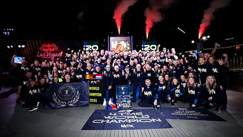LAS VEGAS, NEVADA - NOVEMBER 23: The Oracle Red Bull Racing team celebrate after Max Verstappen of the Netherlands is crowned 2024 F1 World Drivers Champion in the Paddock after the F1 Grand Prix of Las Vegas at Las Vegas Strip Circuit on November 23, 2024 in Las Vegas, Nevada. (Photo by Chris Graythen/Getty Images) // Getty Images / Red Bull Content Pool // SI202411240453 // Usage for editorial use only //