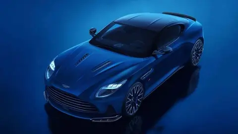 Aston Martin DB12_1