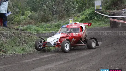 272
