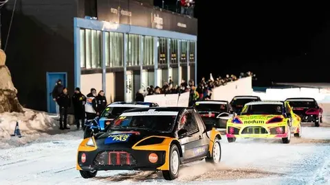 Las GSeries 25-26 nacen de la pasi&oacute;n por el motorsport que siempre ha habido en Andorra. Los inicios se remontan a 1996, cuando se celebraron las primeras carreras sobre hielo, muy cerca de donde est&aacute; ubicado hoy nuestro Circuit. M&aacute;s de 25 a&ntilde;os despu&eacute;s, la competici&oacute;n se ha convertido en el campeonato sobre hielo de referencia en el sur de Europa.
Son 4 las categor&iacute;as participantes en el certamen, que cuenta una participaci&oacute;n media acumulada de m&aacute;s de 250 pilotos de diversas nacionalidades en las 4 carreras de cada temporada.