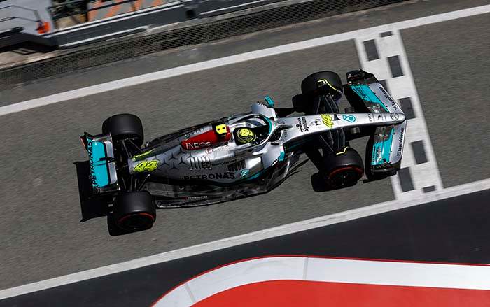 Formel 1 - Mercedes-AMG Petronas Motorsport, Großer Preis von Spanien 2022. Lewis Hamilton 

Formula One - Mercedes-AMG Petronas Motorsport, 2022 Spanish GP. Lewis Hamilton 