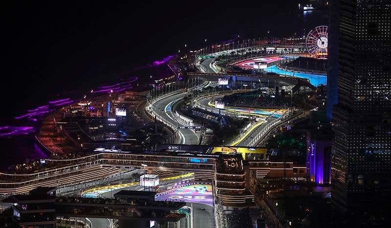 JEDDAH STREET CIRCUIT, SAUDI ARABIA - MARCH 07: Fernando Alonso, Aston Martin AMR24, Valtteri Bottas, Stake F1 Team Kick Sauber C44 during the Saudi Arabian GP at Jeddah Street Circuit on Thursday March 07, 2024 in Jeddah, Saudi Arabia. (Photo by Andy Hone / LAT Images)