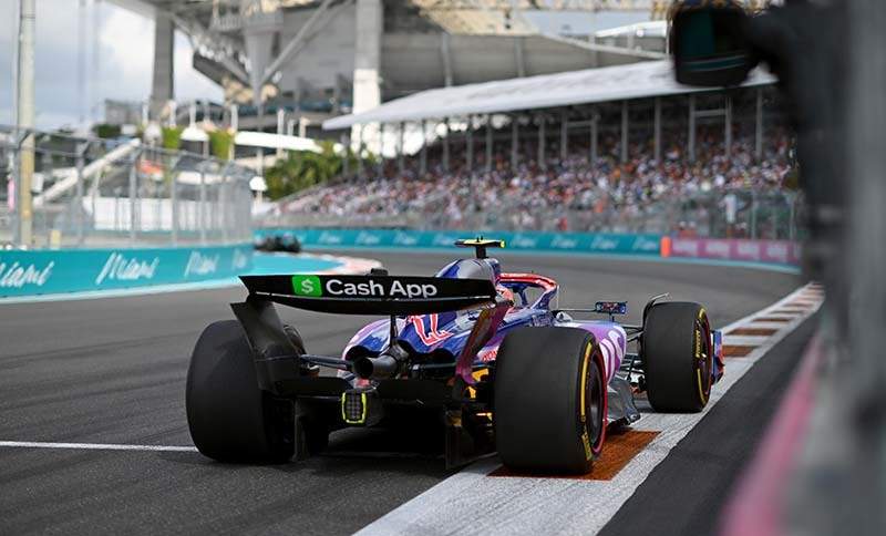 MIAMI, FLORIDA - MAY 05: Yuki Tsunoda of Japan driving the (22) Visa Cash App RB VCARB 01 on track during the F1 Grand Prix of Miami at Miami International Autodrome on May 05, 2024 in Miami, Florida. (Photo by Rudy Carezzevoli/Getty Images) // Getty Images / Red Bull Content Pool // SI202405053281 // Usage for editorial use only //