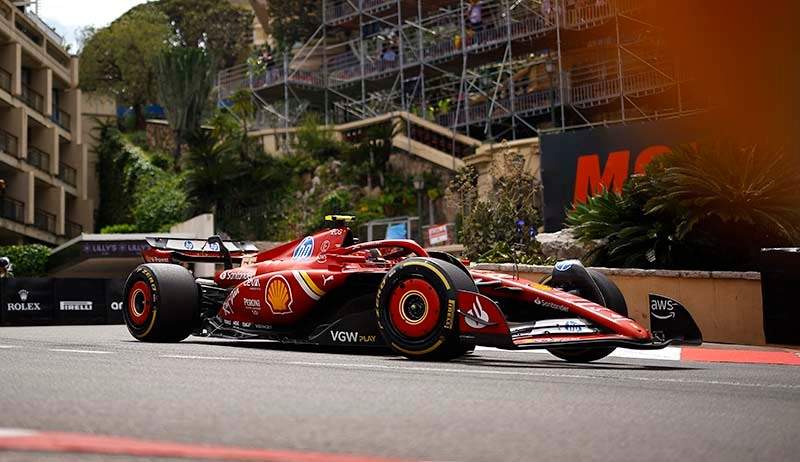 CIRCUIT DE MONACO, MONACO - MAY 24: Carlos Sainz, Ferrari SF-24 during the Monaco GP at Circuit de Monaco on Friday May 24, 2024 in Monte Carlo, Monaco. (Photo by Andy Hone / LAT Images)