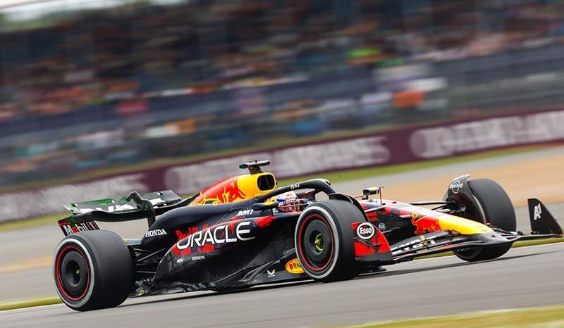 SILVERSTONE CIRCUIT, UNITED KINGDOM - JULY 05: Max Verstappen, Red Bull Racing RB20 during the British GP at Silverstone Circuit on Friday July 05, 2024 in Northamptonshire, United Kingdom. (Photo by Glenn Dunbar / LAT Images)