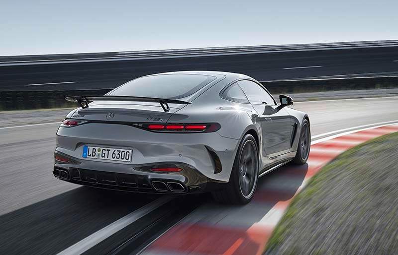 Mercedes-AMG GT 63 PRO 4MATIC+ | vorläufige Angaben, Energieverbrauch kombiniert: 14,1 l/100 km | CO2-Emissionen kombiniert: 319 g/km | CO2-Klasse: G), MANUFAKTUR alpingrau uni, Leder Nappa/Mikrofaser MICROCUT schwarz, MANUFAKTUR Innenhimmel Mikrofaser MICROCUT schwarz;Mercedes-AMG GT 63 PRO 4MATIC+ (vorläufige Angaben, Energieverbrauch kombiniert: 14,1 l/100 km | CO2-Emissionen kombiniert: 319 g/km | CO2-Klasse: G)

Mercedes-AMG GT 63 PRO 4MATIC+ | provisional figures; combined energy consumption: 14.1 l/100 km | CO2 emissions combined: 319 g/km | CO2 class: G), MANUFAKTUR alpine grey solide, Nappa leather/MICROCUT microfibre black, MANUFAKTUR roof liner in black MICROCUT microfibre;Mercedes-AMG GT 63 PRO 4MATIC+ (provisional figures; combined energy consumption: 14.1 l/100 km | CO2 emissions combined: 319 g/km | CO2 class:G)