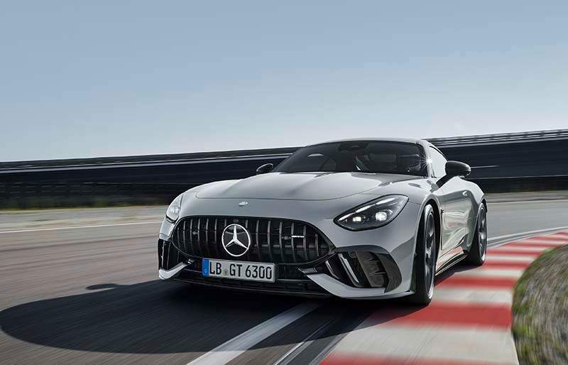 Mercedes-AMG GT 63 PRO 4MATIC+ | vorläufige Angaben, Energieverbrauch kombiniert: 14,1 l/100 km | CO2-Emissionen kombiniert: 319 g/km | CO2-Klasse: G), MANUFAKTUR alpingrau uni, Leder Nappa/Mikrofaser MICROCUT schwarz, MANUFAKTUR Innenhimmel Mikrofaser MICROCUT schwarz;Mercedes-AMG GT 63 PRO 4MATIC+ (vorläufige Angaben, Energieverbrauch kombiniert: 14,1 l/100 km | CO2-Emissionen kombiniert: 319 g/km | CO2-Klasse: G)

Mercedes-AMG GT 63 PRO 4MATIC+ | provisional figures; combined energy consumption: 14.1 l/100 km | CO2 emissions combined: 319 g/km | CO2 class: G), MANUFAKTUR alpine grey solide, Nappa leather/MICROCUT microfibre black, MANUFAKTUR roof liner in black MICROCUT microfibre;Mercedes-AMG GT 63 PRO 4MATIC+ (provisional figures; combined energy consumption: 14.1 l/100 km | CO2 emissions combined: 319 g/km | CO2 class:G)