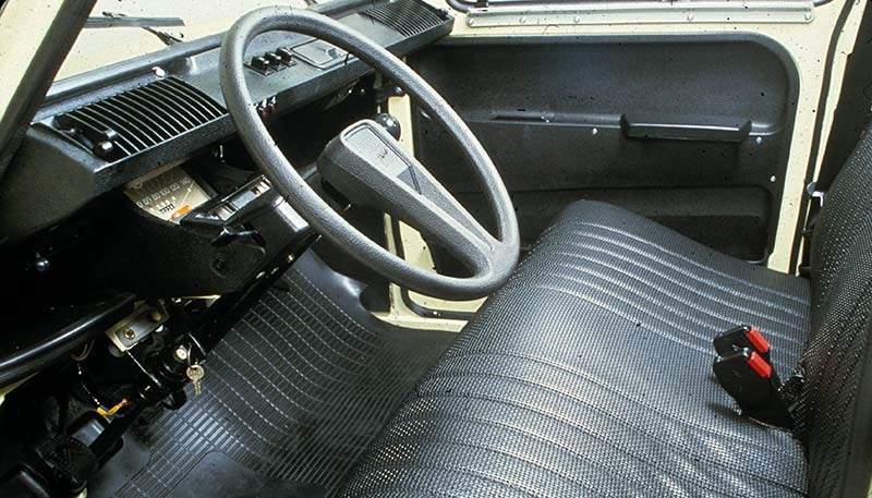 Dyane 6 del 1979, la produzione della Dyane va dal 1967 al 1984