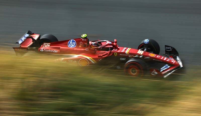 CIRCUIT ZANDVOORT, NETHERLANDS - AUGUST 24: Carlos Sainz, Ferrari SF-24 during the Dutch GP at Circuit Zandvoort on Saturday August 24, 2024 in North Holland, Netherlands. (Photo by Alastair Staley / LAT Images)