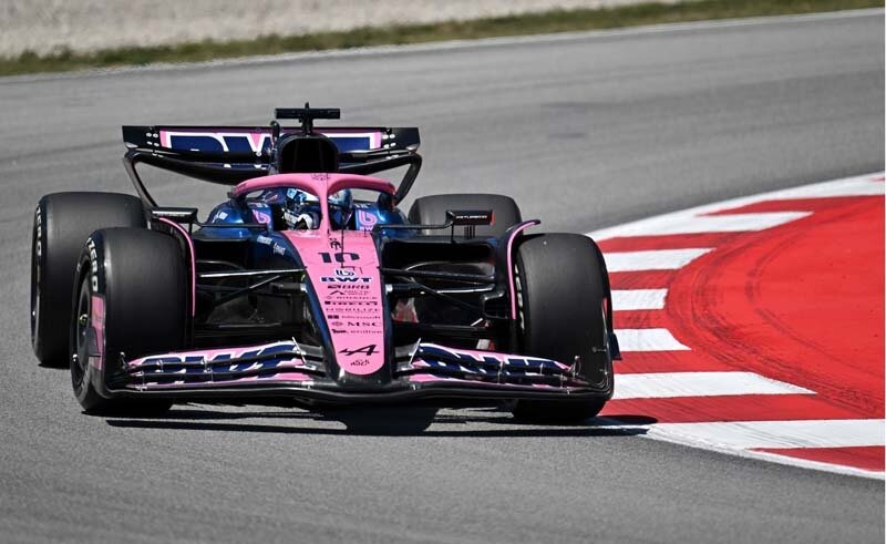 BARCELONA, SPAIN - MAY 30: Pierre Gasly of France driving the (10) Alpine F1 A525 Renault on track during practice ahead of the F1 Grand Prix of Spain at Circuit de Barcelona-Catalunya on May 30, 2025 in Barcelona, Spain. (Photo by Sam Bagnall/Sutton Images)