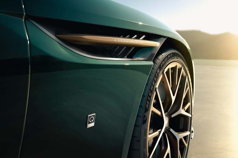 aston martin_aniversario_4