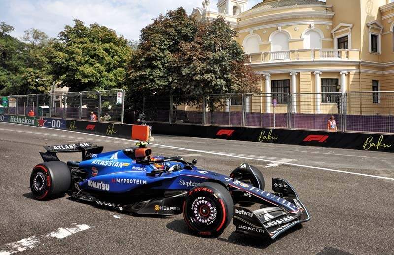 Carlos Sainz (ESP) Atlassian Williams Racing FW47.
19.09.2025. Formula 1 World Championship, Rd 17, Azerbaijan Grand Prix, Baku Street Circuit, Azerbaijan, Practice Day.