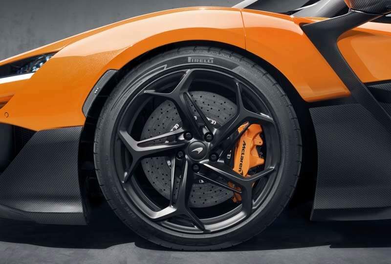 McLaren W1_7