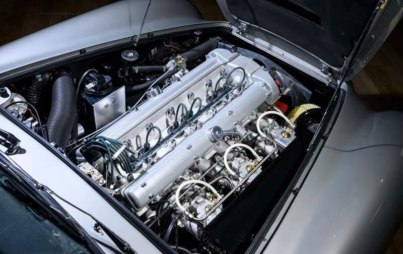 Aston Martin_5