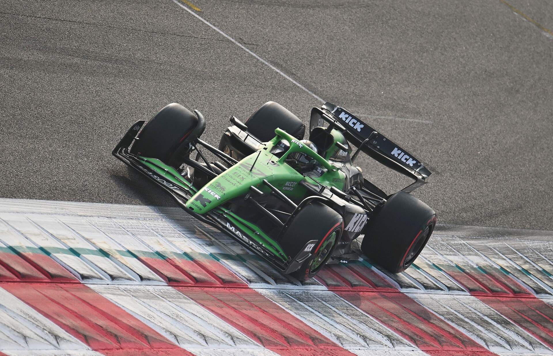ABU DHABI, UNITED ARAB EMIRATES - DECEMBER 06: Nico Hulkenberg of Germany driving the (27) Kick Sauber C45 Ferrari on track during final practice ahead of the F1 Grand Prix of Abu Dhabi at Yas Marina Circuit on December 06, 2025 in Abu Dhabi, United Arab Emirates. (Photo by Sam Bagnall/Sutton Images)