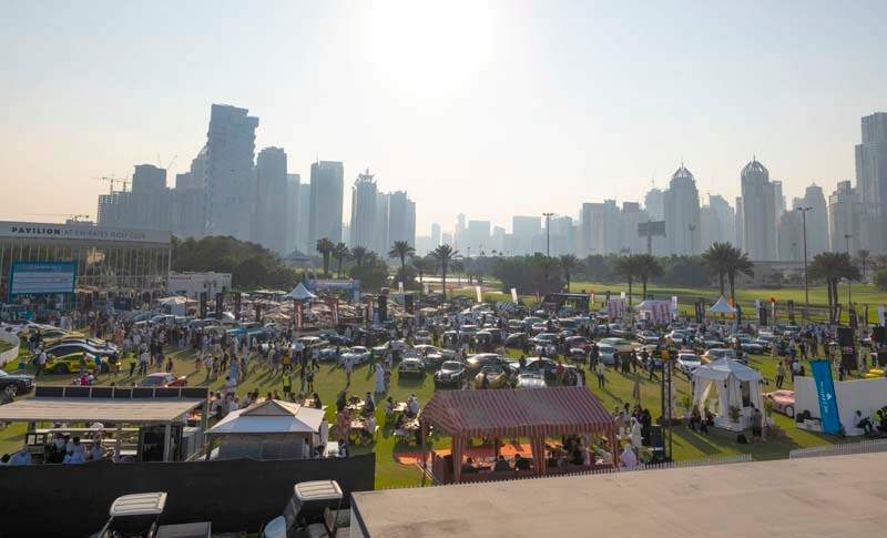 Perfekter Rahmen: Eröffnungsveranstaltung der 1000 Miglia Experience UAE 2025 auf dem Gelände des Emirates Golf Club. 

Ideal grounds: Opening event of the 1000 Miglia Experience UAE 2025 on the grounds of the Emirates Golf Club.